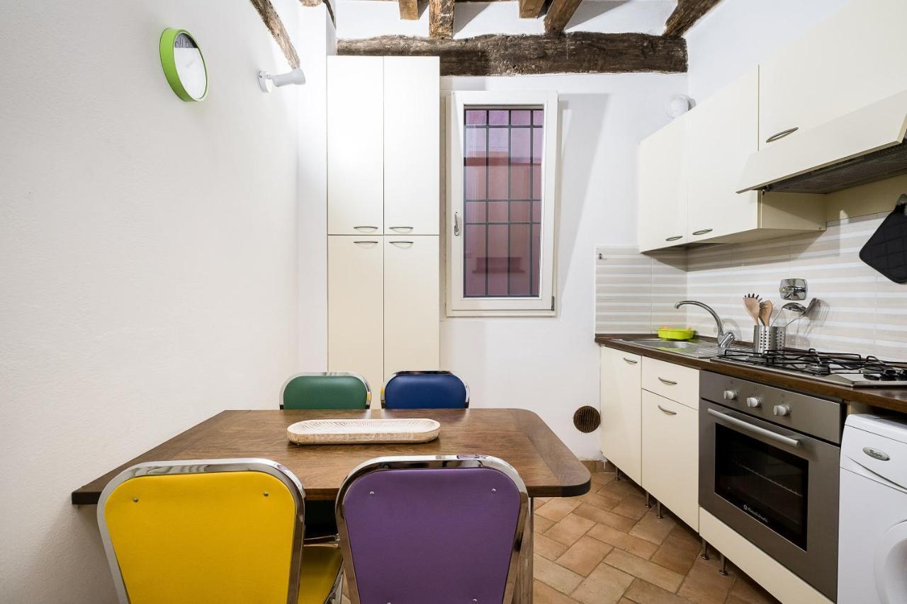 Cozy Central Apartment By Wonderful Italy Bologna Eksteriør billede